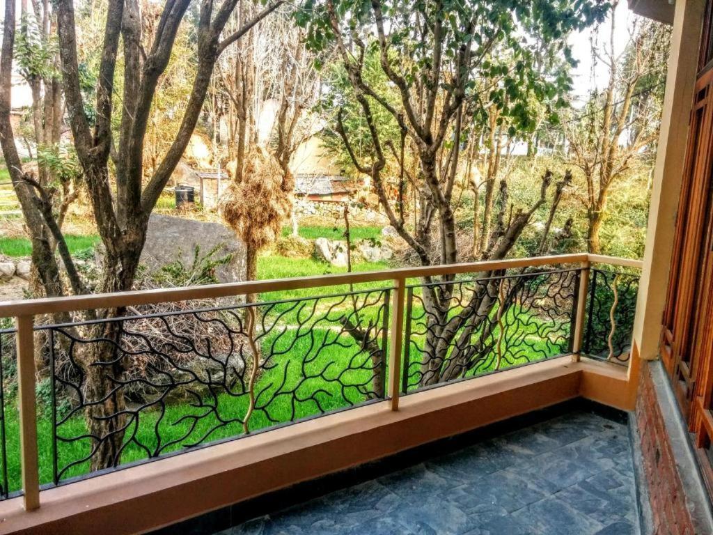 The Divine Hima Hotel Dharamshala Exterior foto