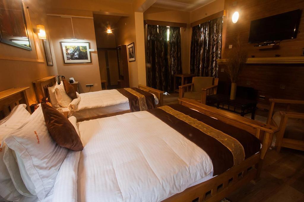 The Divine Hima Hotel Dharamshala Exterior foto